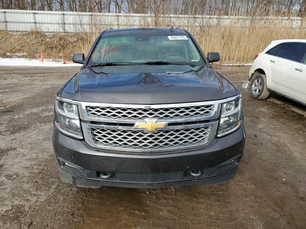 2018 Chevrolet Suburban VIN 1GNSKHKC5JR129171 Copart auction photo, rear end / side damage thumbnail 5