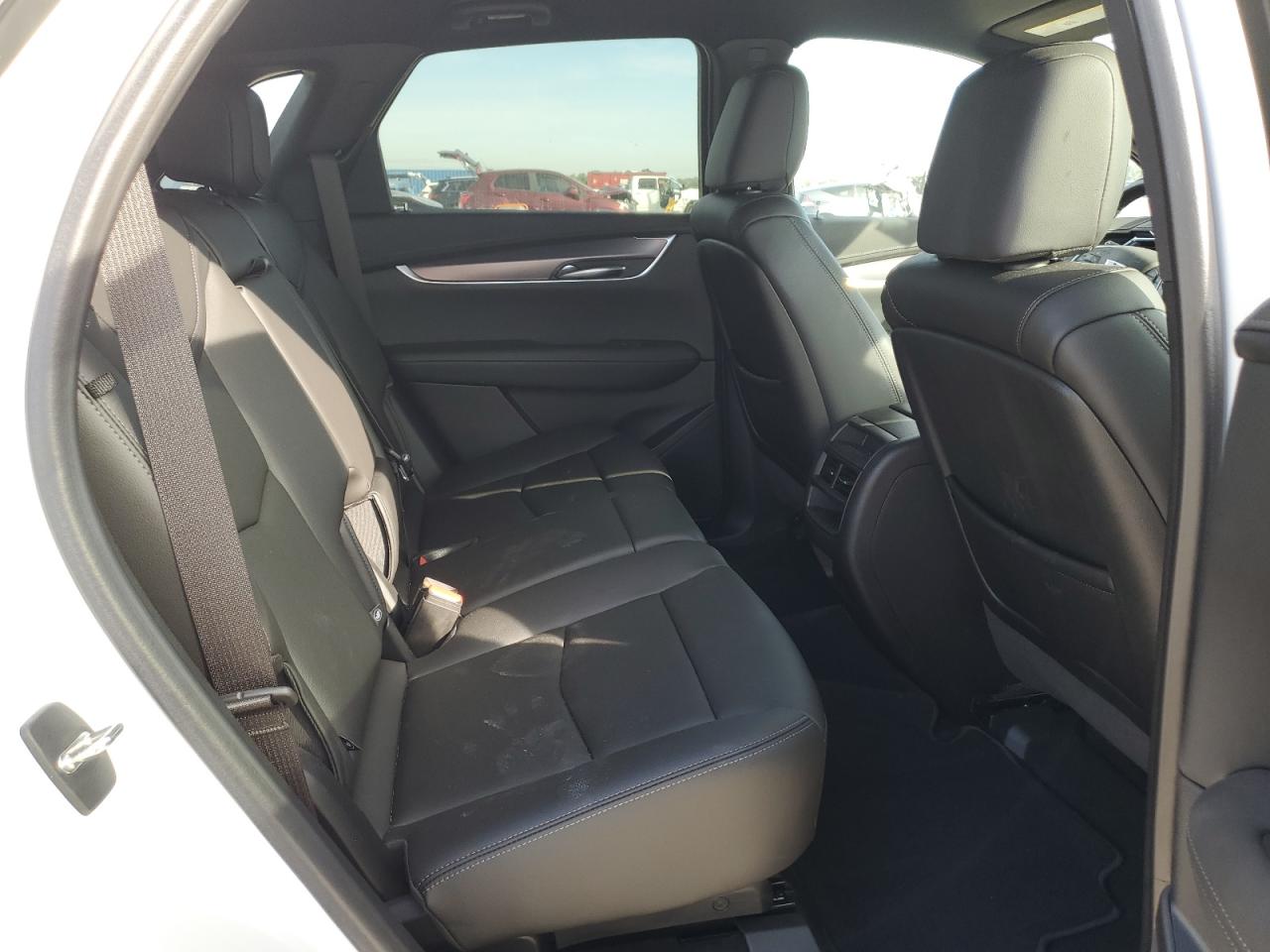 2022 Cadillac XT5 VIN 1GYKNAR41NZ178826 Copart auction photo, rear end / minor dent/scratches damage thumbnail 11