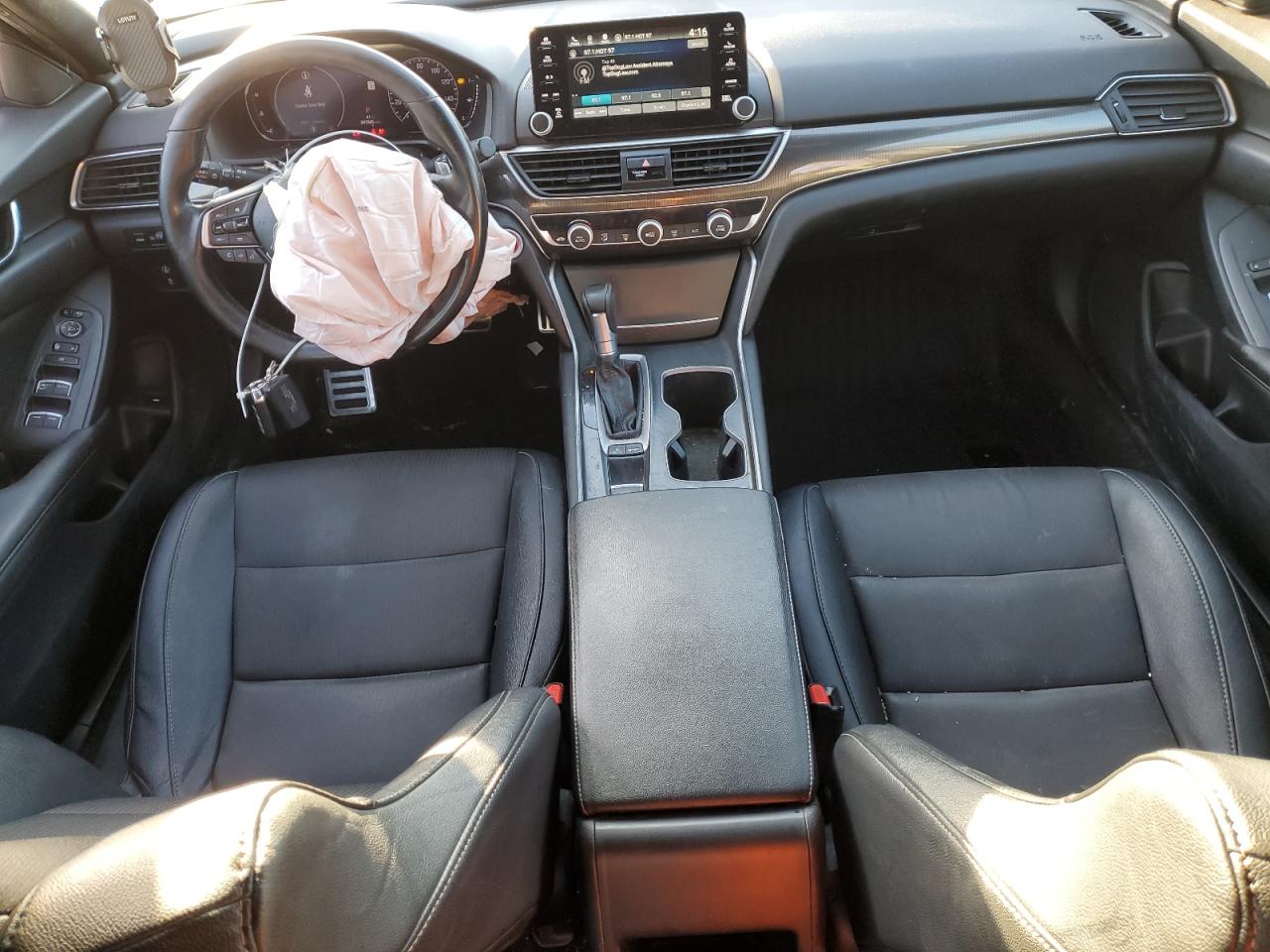 2019 Honda Accord VIN 1HGCV1F30KA064897 Copart auction photo, front end / minor dent/scratches damage thumbnail 8
