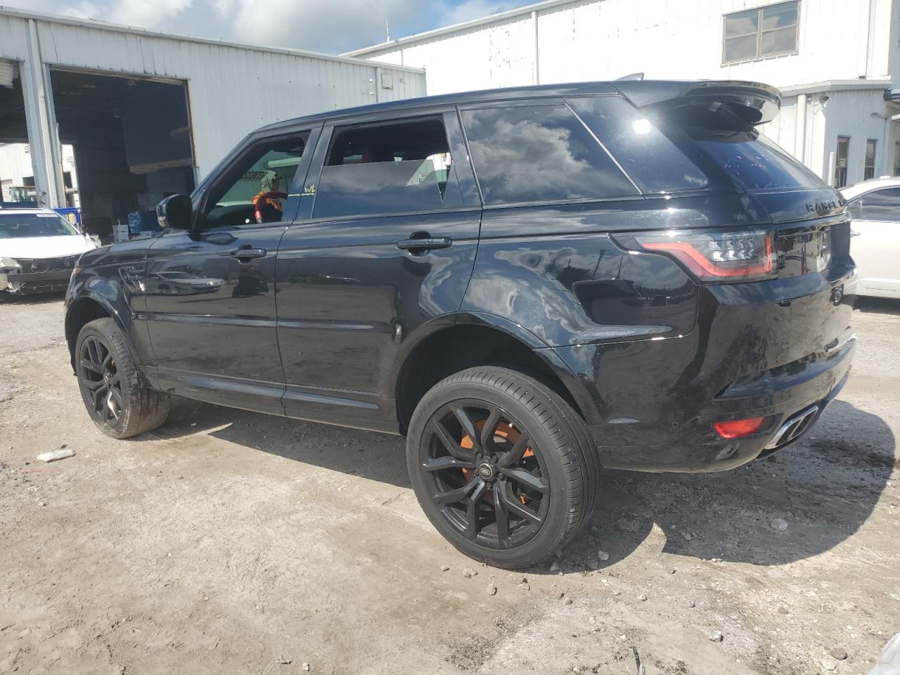 2020 Land Rover Range Rover VIN SALWZ2RE5LA725837 Copart auction photo, water/flood damage thumbnail 2