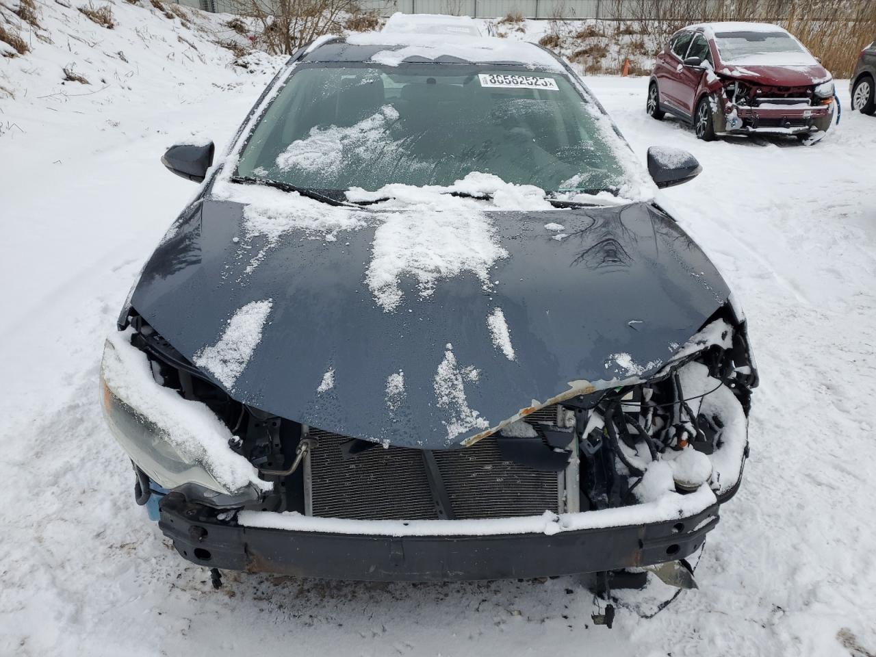2015 Toyota Corolla VIN 2T1BURHE8FC280573 Copart auction photo, front end / side damage thumbnail 5