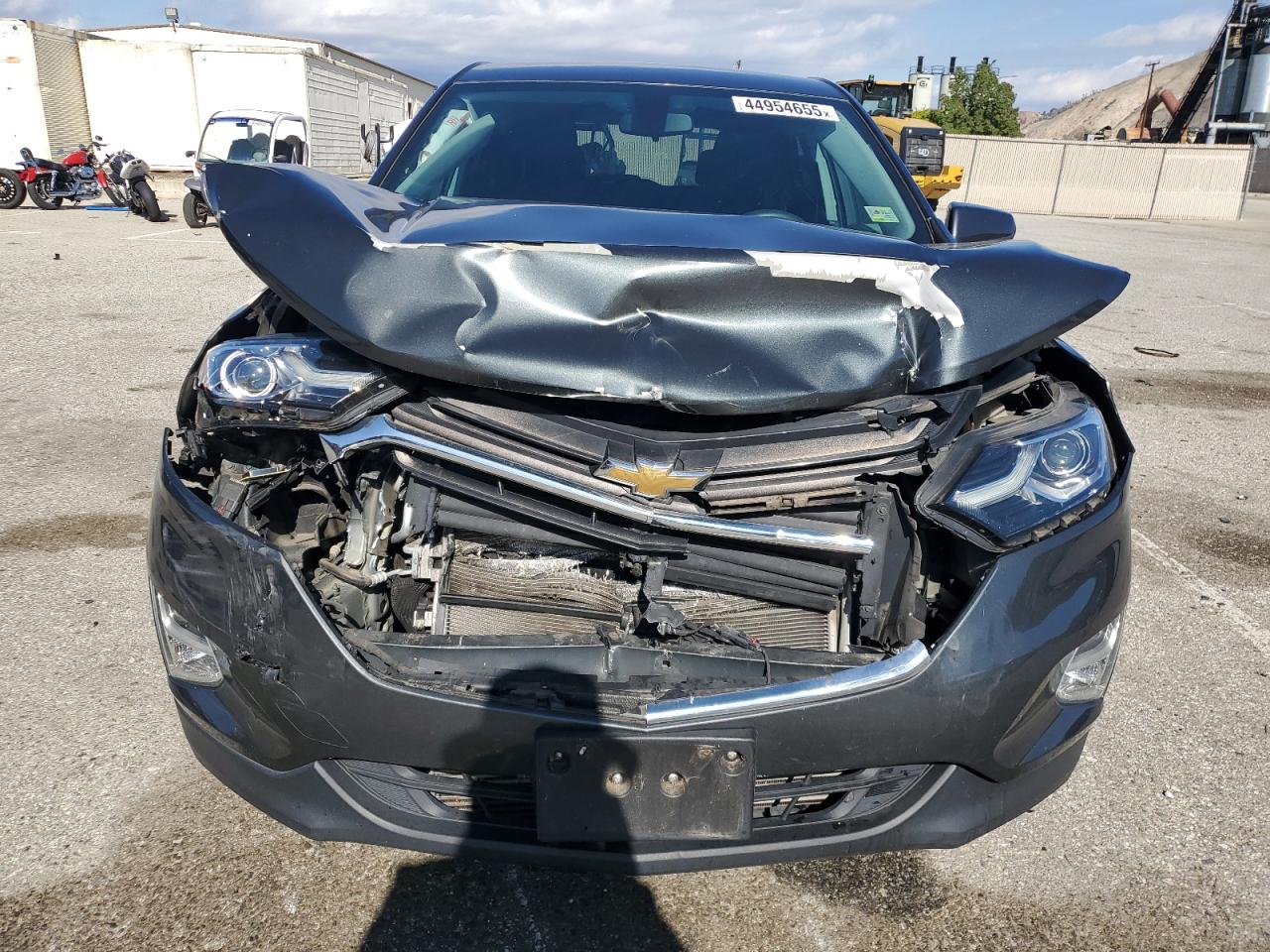 2018 Chevrolet Equinox VIN 3GNAXJEV3JS575480 Copart auction photo, front end / minor dent/scratches damage thumbnail 5