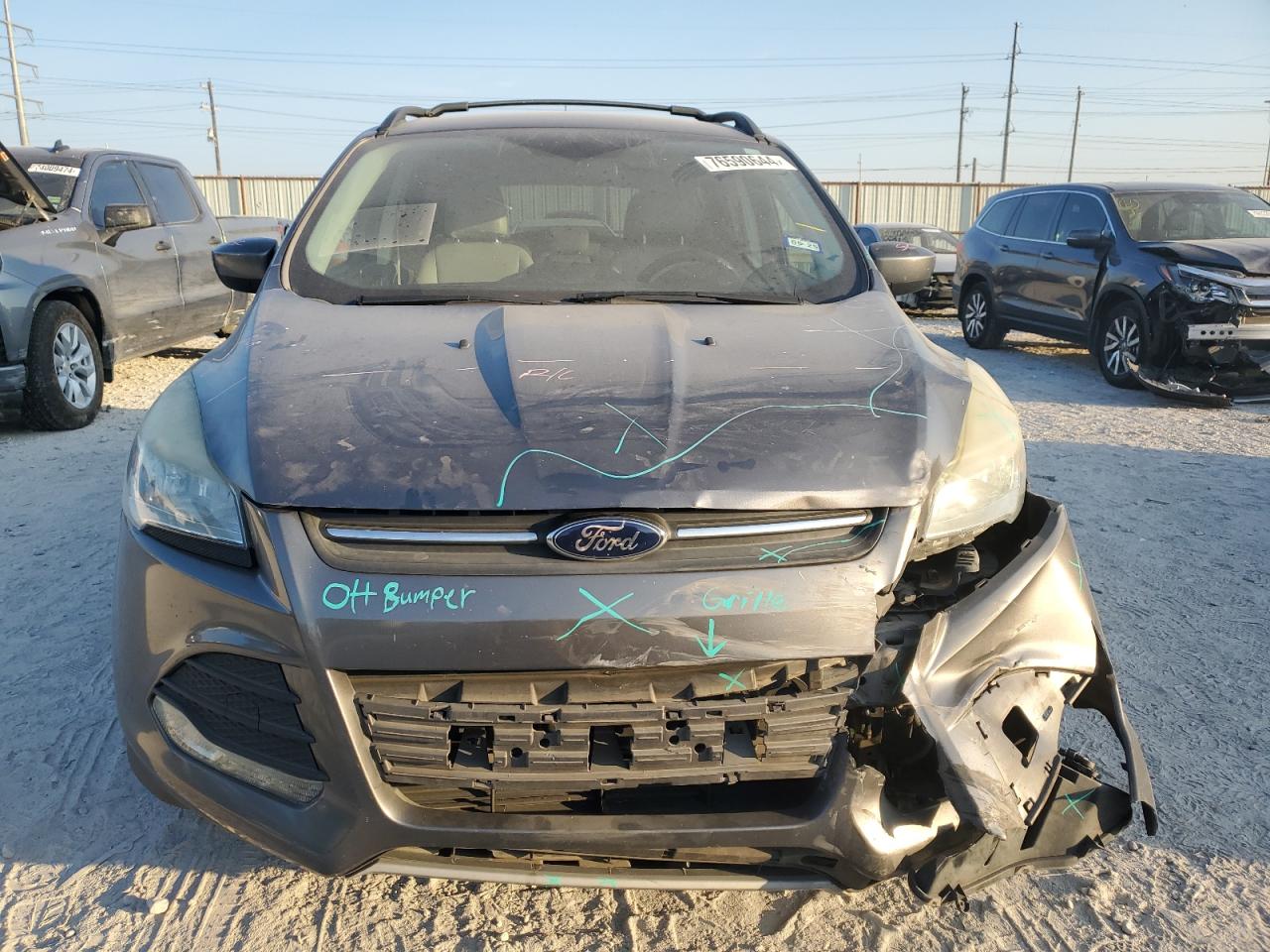 2013 Ford Escape VIN 1FMCU0GX9DUC13981 Copart auction photo, front end / side damage thumbnail 5