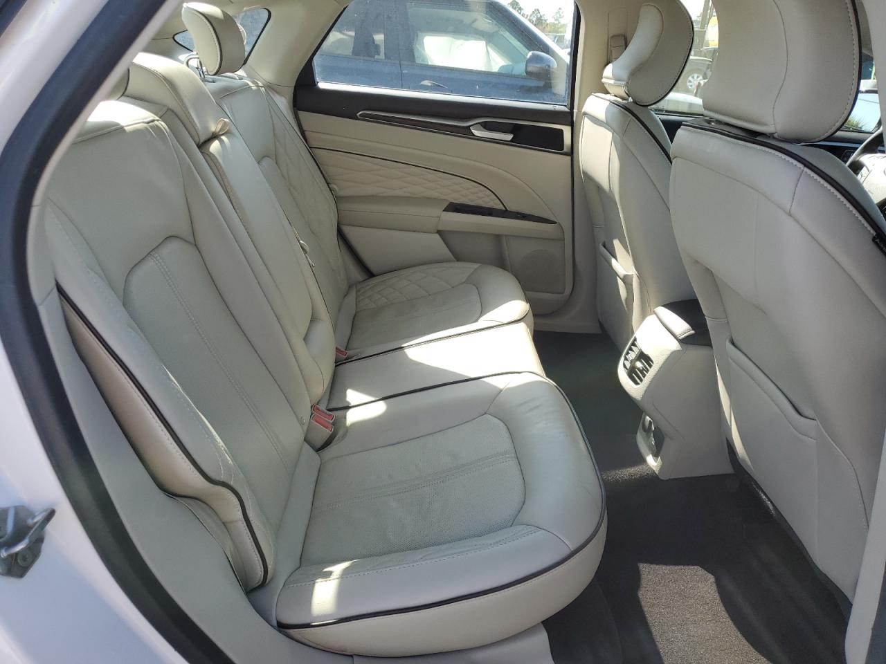 2017 Ford Fusion VIN 3FA6P0K92HR103360 Copart auction photo, water/flood damage thumbnail 10
