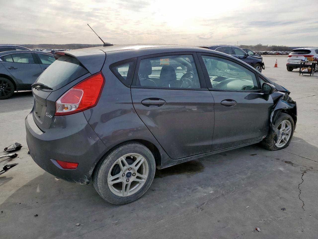 2018 Ford Fiesta VIN 3FADP4EJ1JM110680 Copart auction photo, front end / side damage thumbnail 3
