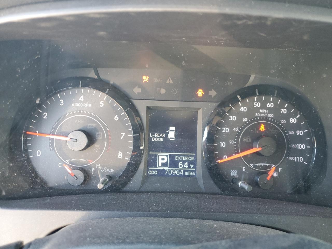 2015 Toyota Sienna VIN 5TDKK3DC3FS577104 Copart auction photo, rear end damage thumbnail 9