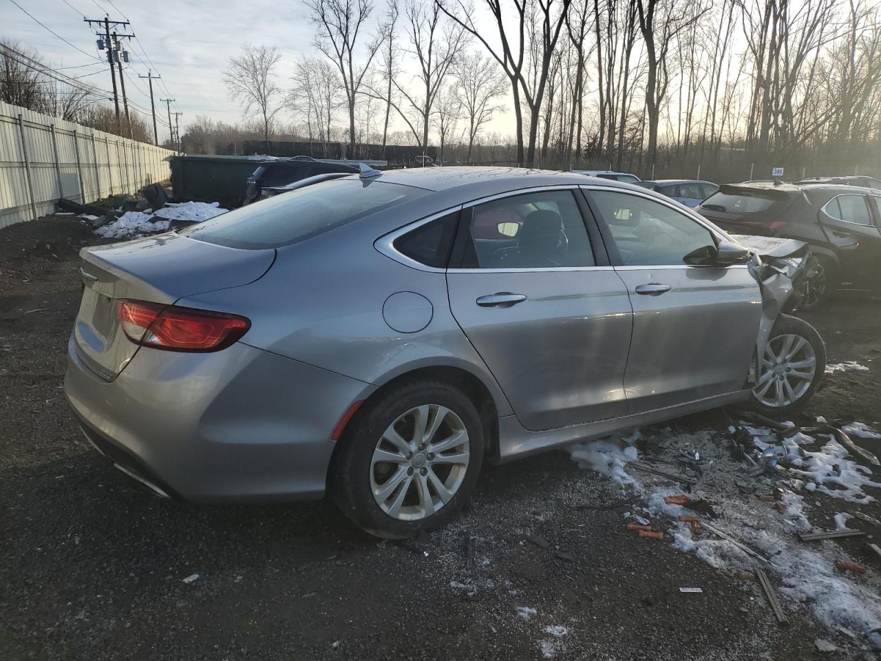2015 Chrysler 200 VIN 1C3CCCAG6FN730710 Copart auction photo, front end / minor dent/scratches damage thumbnail 3