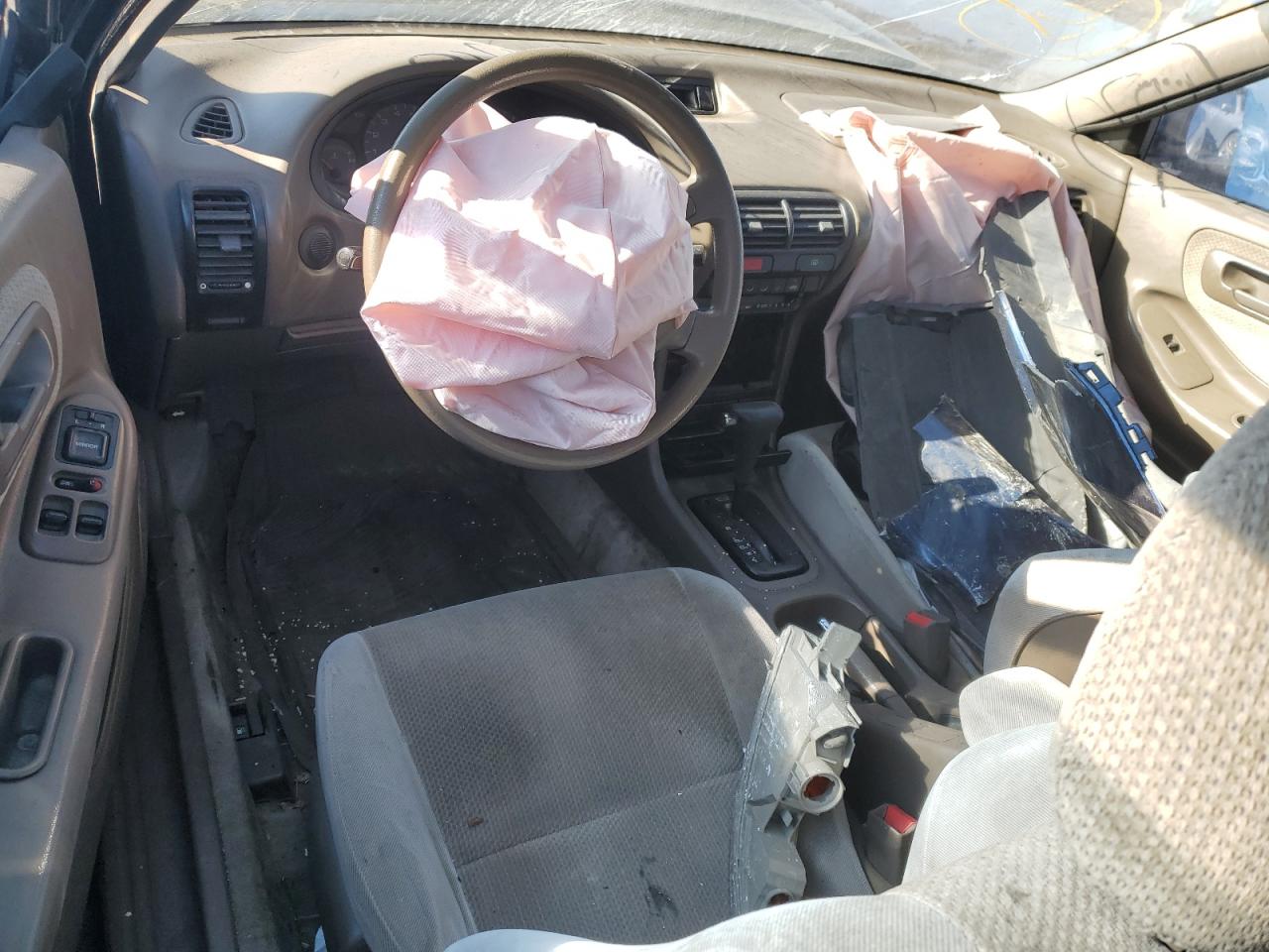 1994 Acura Integra VIN JH4DC4446RS010609 Copart auction photo, hail / front end damage thumbnail 8