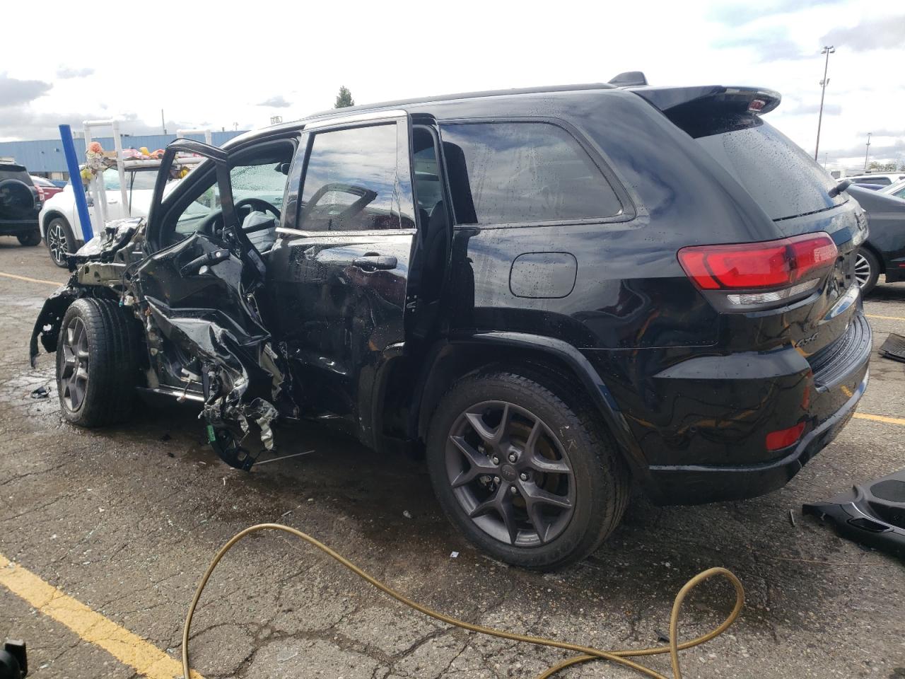 2021 Jeep Grand Cherokee VIN 1C4RJFBGXMC704471 Copart auction photo, side / front end damage thumbnail 2
