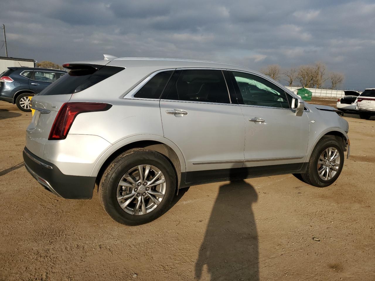 2020 Cadillac XT5 VIN 1GYKNCRS7LZ192270 Copart auction photo, front end damage thumbnail 3