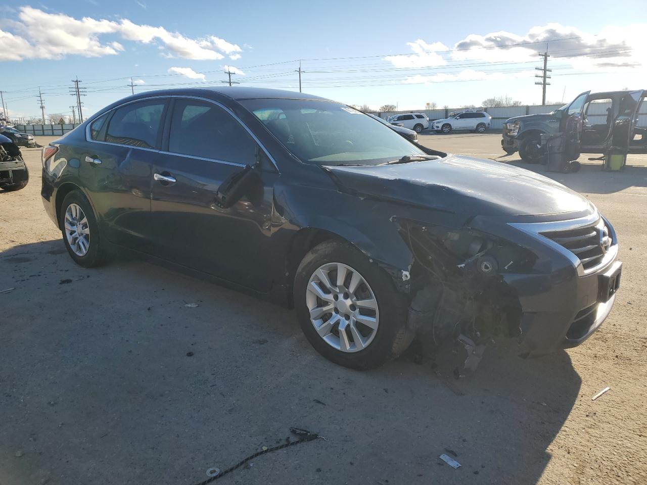 2013 Nissan Altima VIN 1N4AL3AP5DC239949 Copart auction photo, front end / side damage thumbnail 4