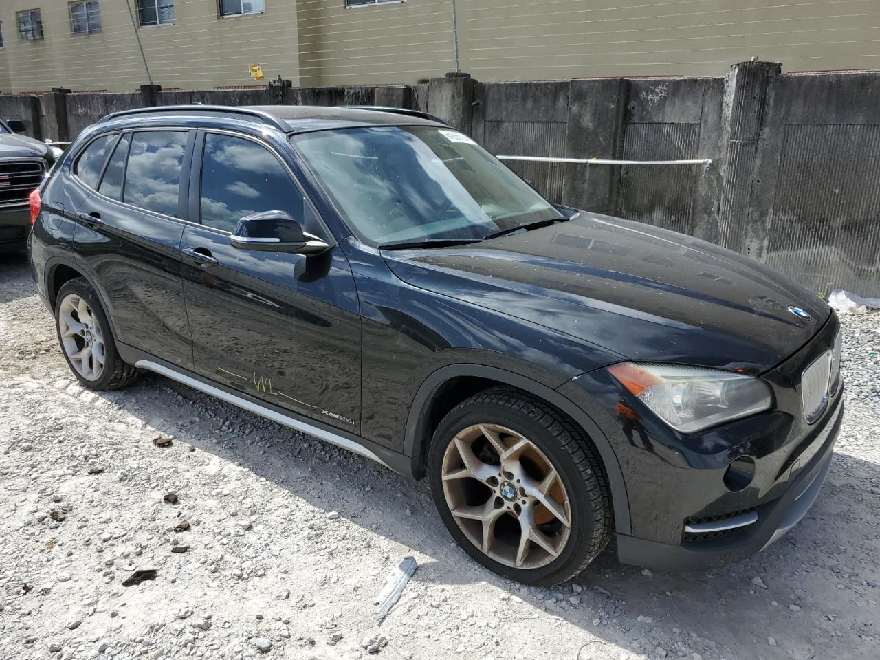 2013 BMW X1 VIN WBAVL1C5XDVR83723 Copart auction photo, water/flood damage thumbnail 4