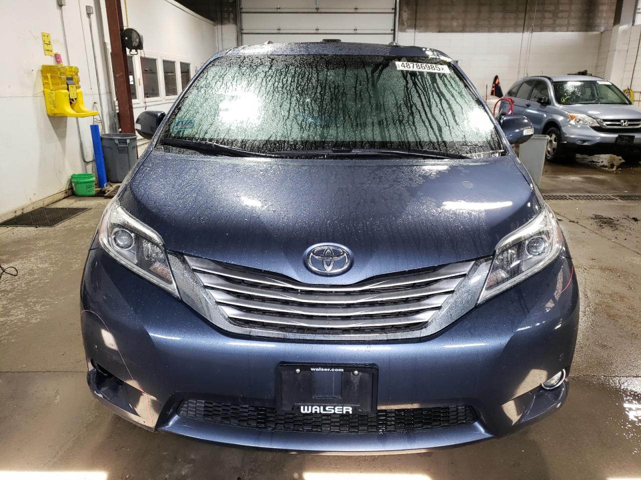 2015 Toyota Sienna VIN 5TDDK3DC5FS112963 Copart auction photo, rear end damage thumbnail 5