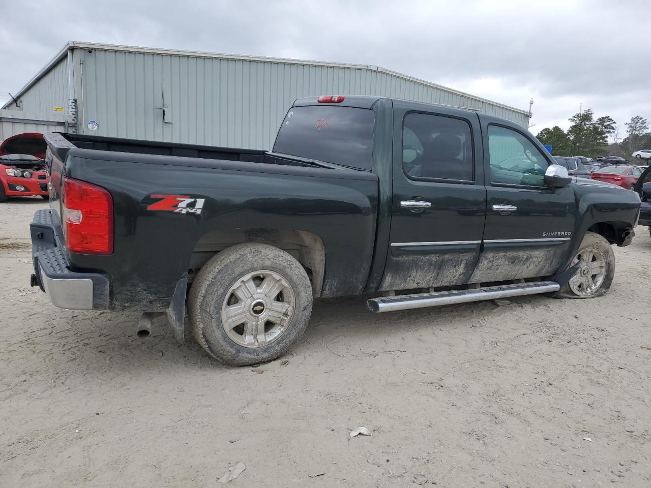 2013 Chevrolet Silverado VIN 3GCPKSE74DG195306 Copart auction photo, front end / minor dent/scratches damage thumbnail 3
