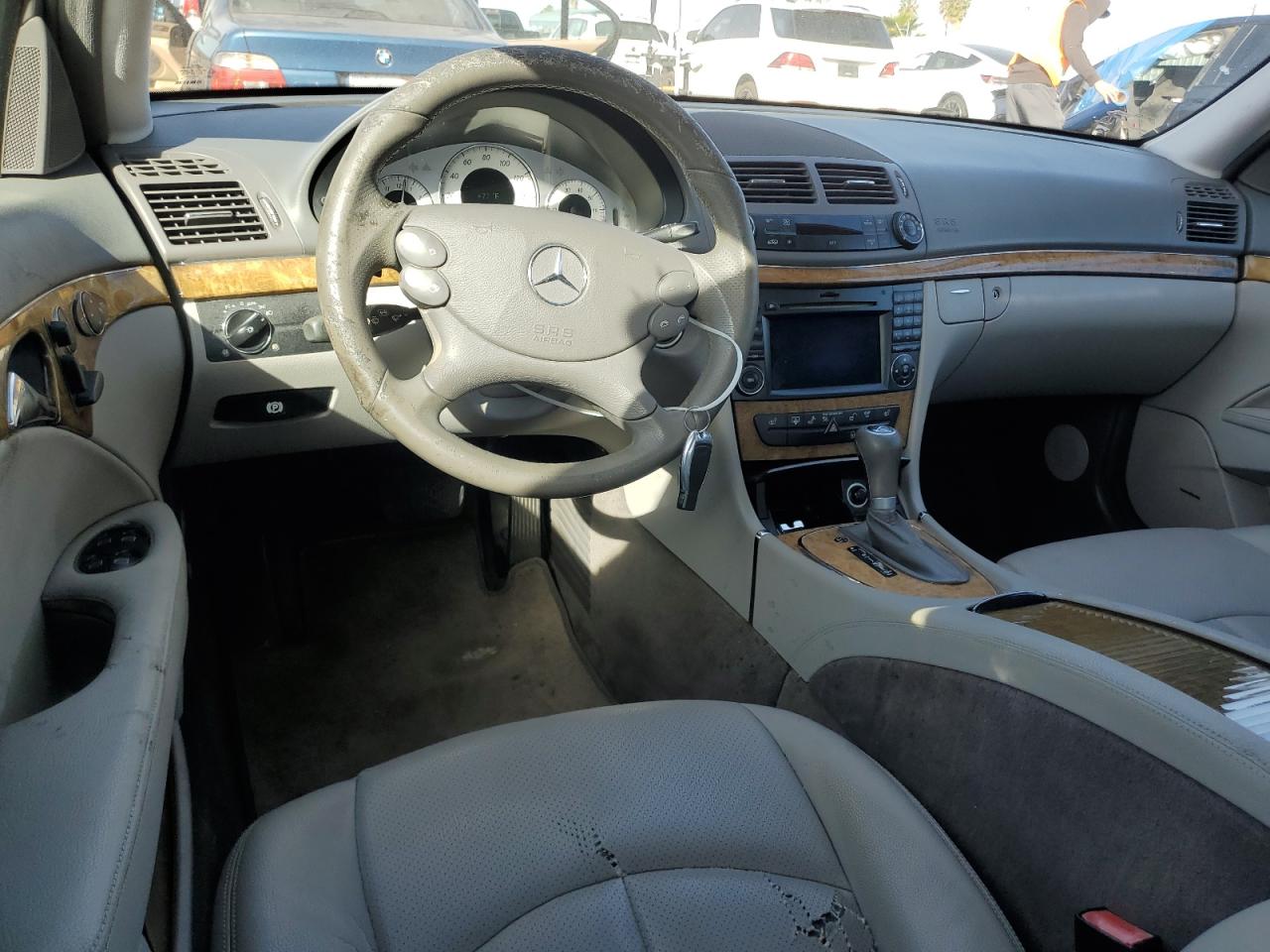 2009 Mercedes-Benz E-klasse VIN WDBUF56X59B424307 Copart auction photo, side / minor dent/scratches damage thumbnail 8