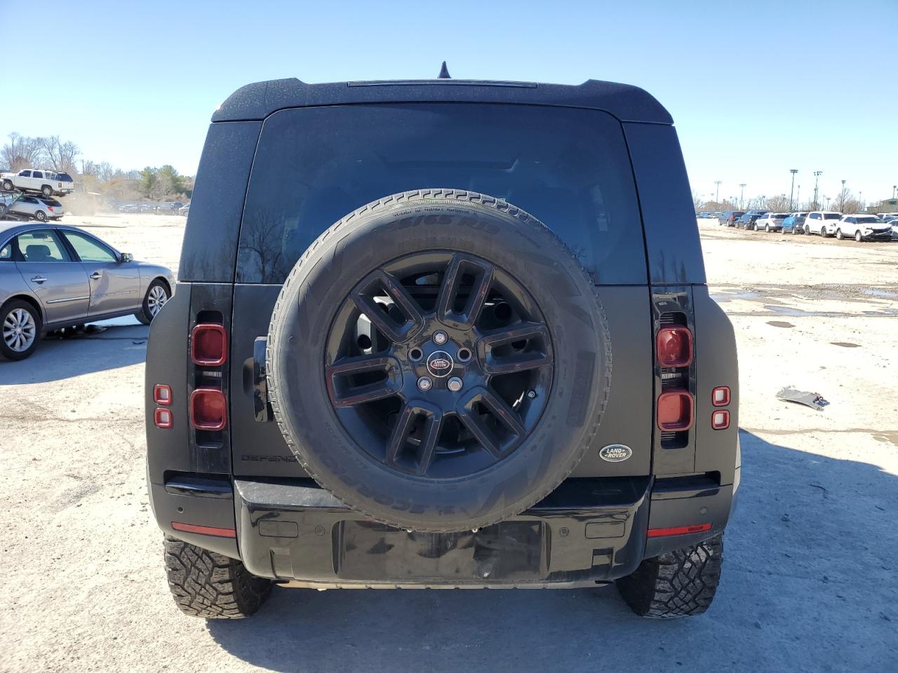2021 Land Rover Defender VIN SALEJ7RX0M2047687 Copart auction photo, front end / all over damage thumbnail 6
