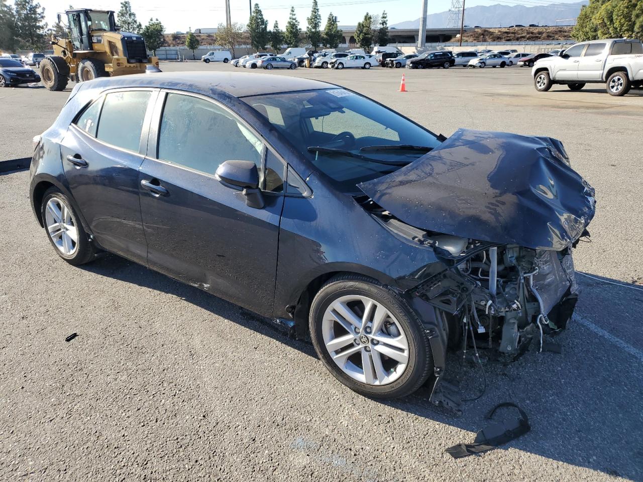 2019 Toyota Corolla VIN JTNK4RBE2K3061860 Copart auction photo, front end damage thumbnail 4