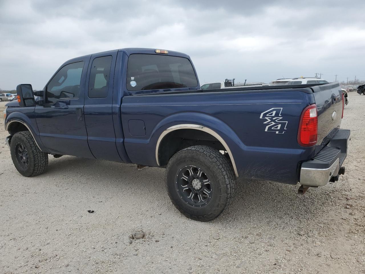 2012 Ford F250 VIN 1FT7X2B60CEB33453 Copart auction photo, front end / minor dent/scratches damage thumbnail 2
