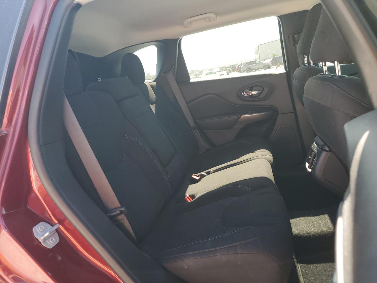 2019 Jeep Grand Cherokee VIN 1C4PJLCB1KD340439 Copart auction photo, front end / minor dent/scratches damage thumbnail 11