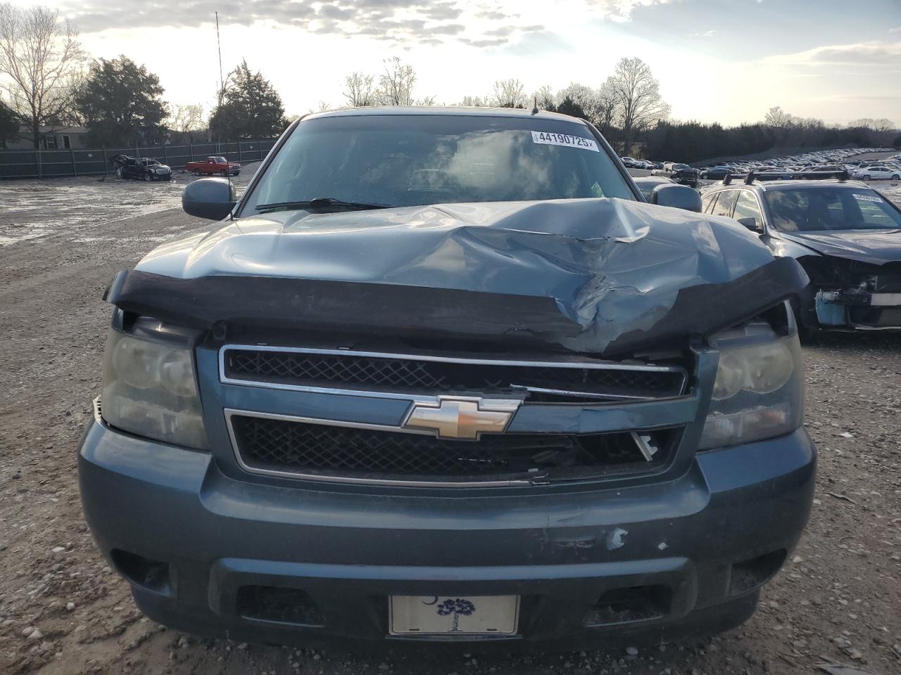 2010 Chevrolet Avalanche VIN 3GNNCEE04AG258464 Copart auction photo, front end damage thumbnail 5