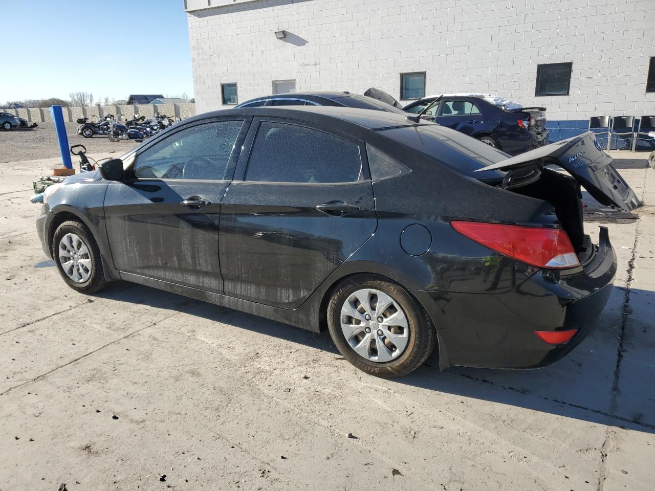 2016 Hyundai Accent VIN KMHCT4AE2GU117907 Copart auction photo, rear end damage thumbnail 2