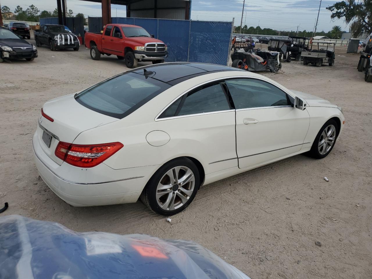2011 Mercedes-Benz E-klasse VIN WDDKJ5GB9BF081760 Copart auction photo, water/flood damage thumbnail 3