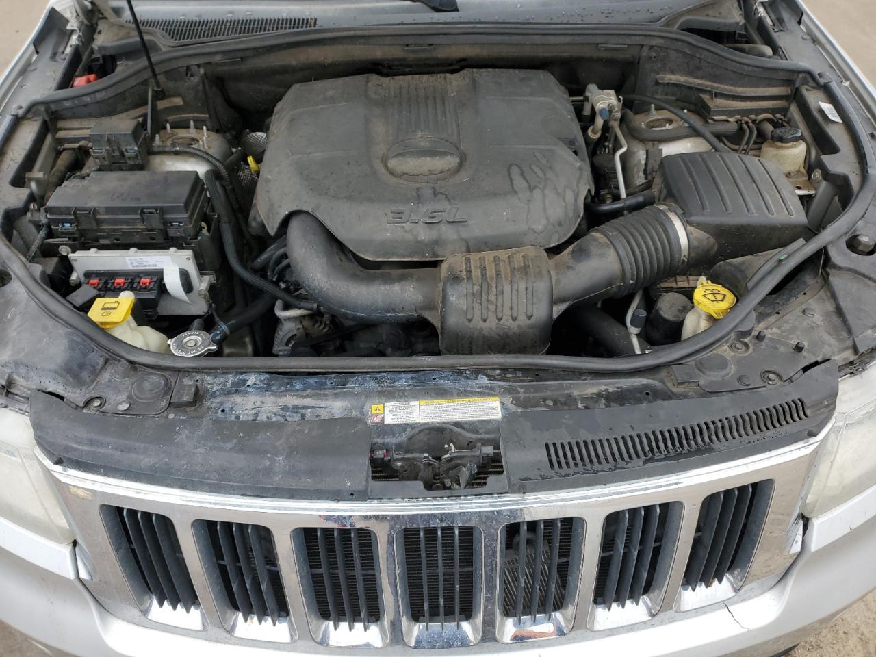 2011 Jeep Grand Cherokee VIN 1J4RS4GG2BC739507 Copart auction photo, side damage thumbnail 12