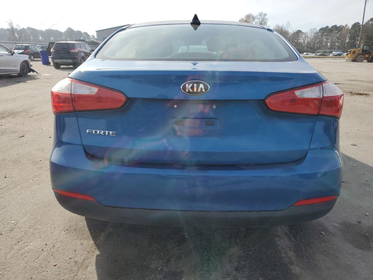 2014 KIA Forte VIN KNAFX4A67E5206066 Copart auction photo, all over damage thumbnail 6
