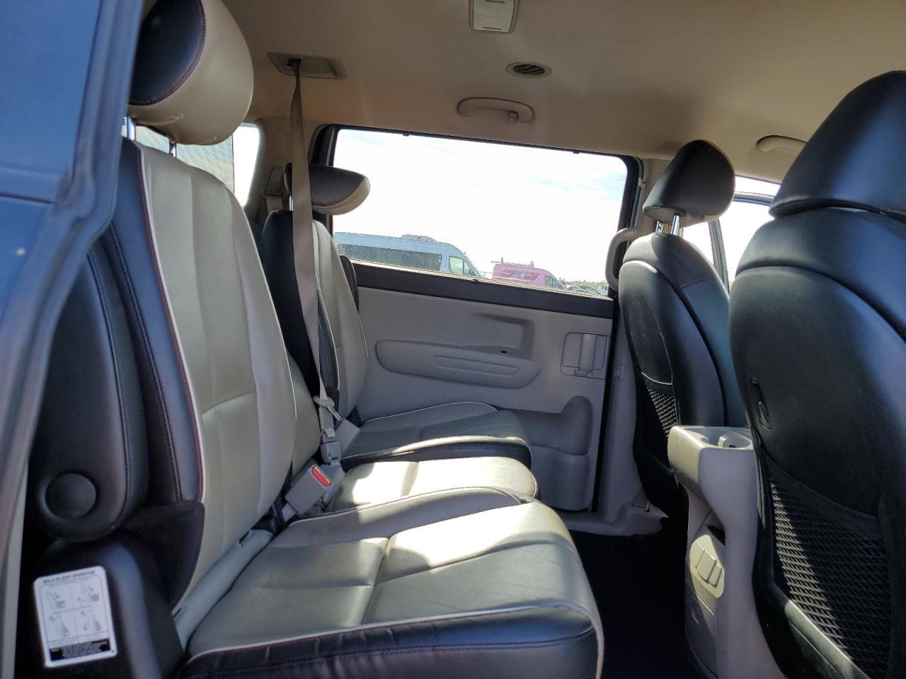 2020 KIA Sedona VIN KNDMB5C15L6577637 Copart auction photo, front end damage thumbnail 11