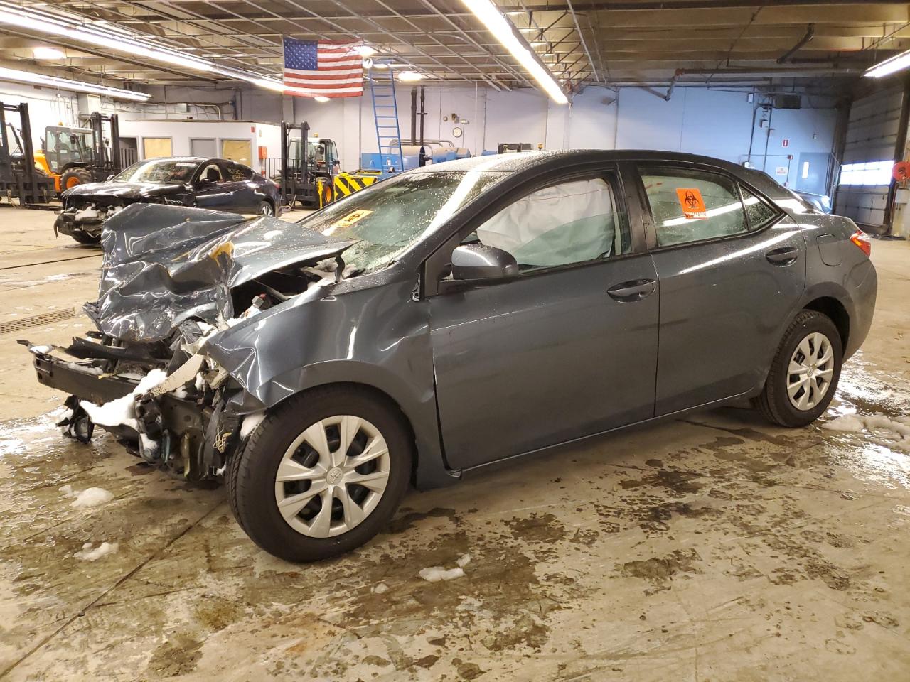 2015 Toyota Corolla VIN 5YFBURHEXFP245940