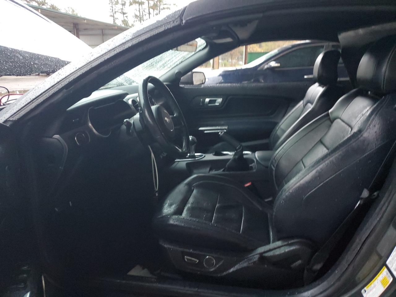 2019 Ford Mustang VIN 1FATP8UH6K5159608 Copart auction photo, burn - interior damage thumbnail 7