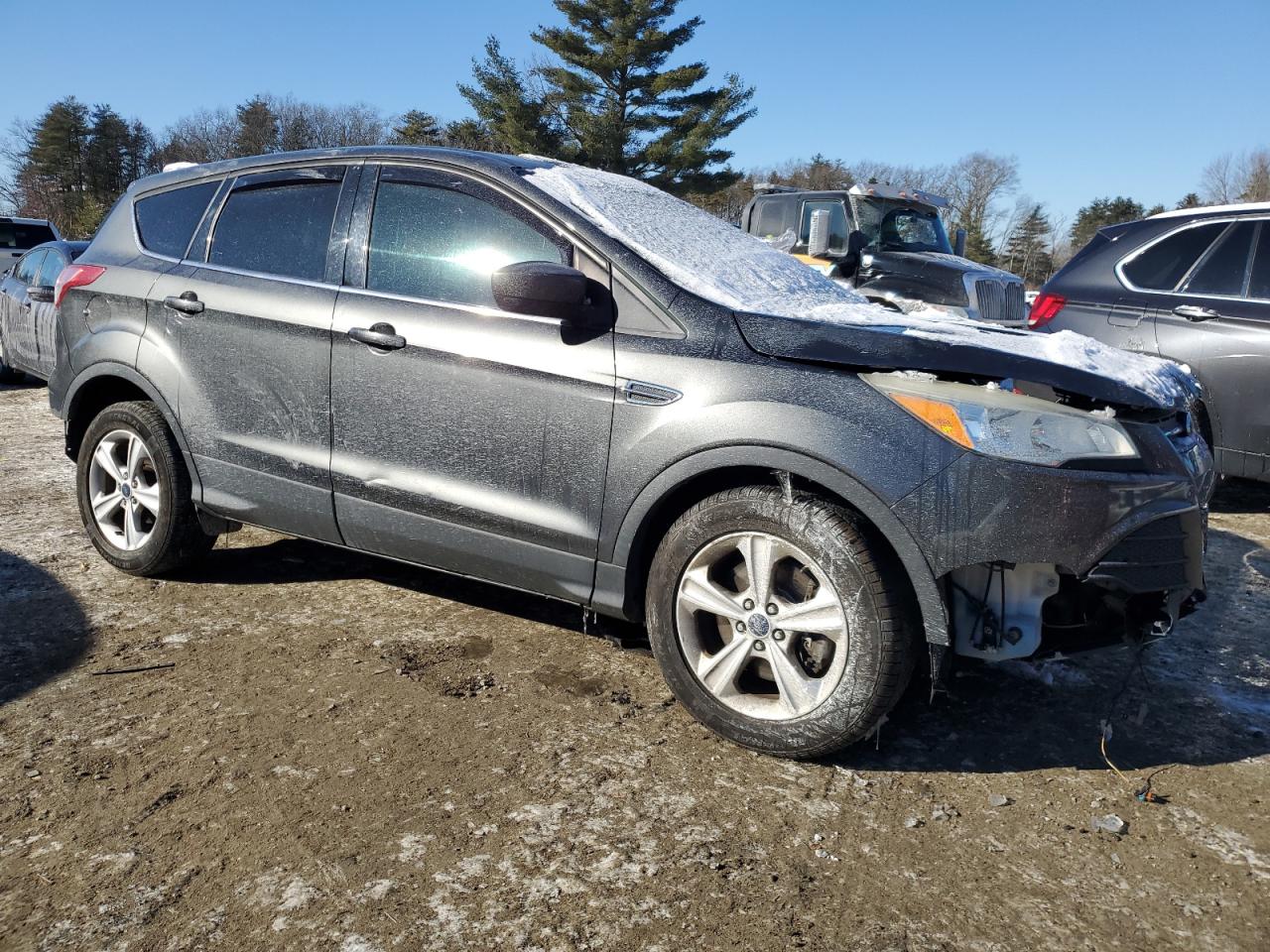 2015 Ford Escape VIN 1FMCU9GX7FUA55860 Copart auction photo, front end / side damage thumbnail 4