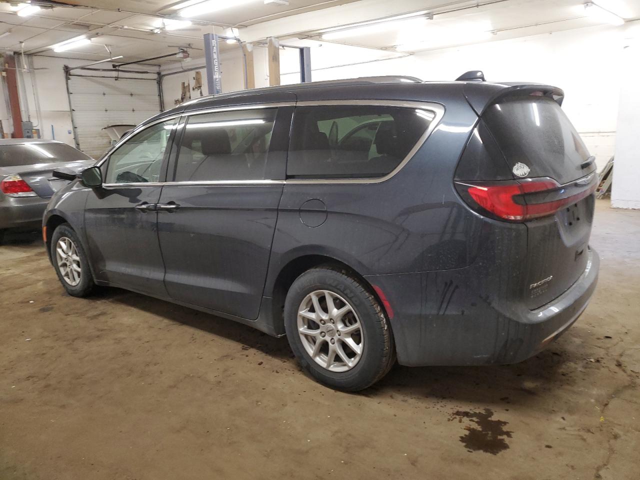 2021 Chrysler Pacifica VIN 2C4RC1BG3MR589345 Copart auction photo, front end damage thumbnail 2