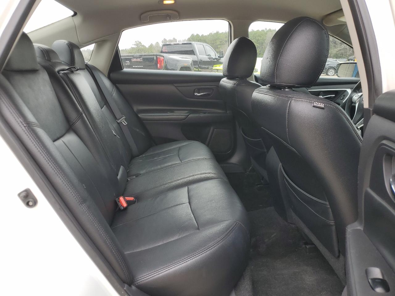2016 Nissan Altima VIN 1N4AL3AP3GC172062 Copart auction photo, front end / minor dent/scratches damage thumbnail 10