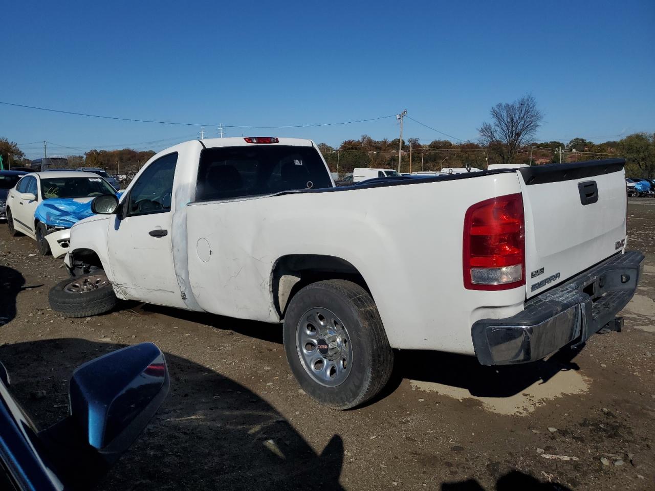 2008 GMC Sierra VIN 1GTEC14C88Z901664 Copart auction photo, front end / undercarriage damage thumbnail 2