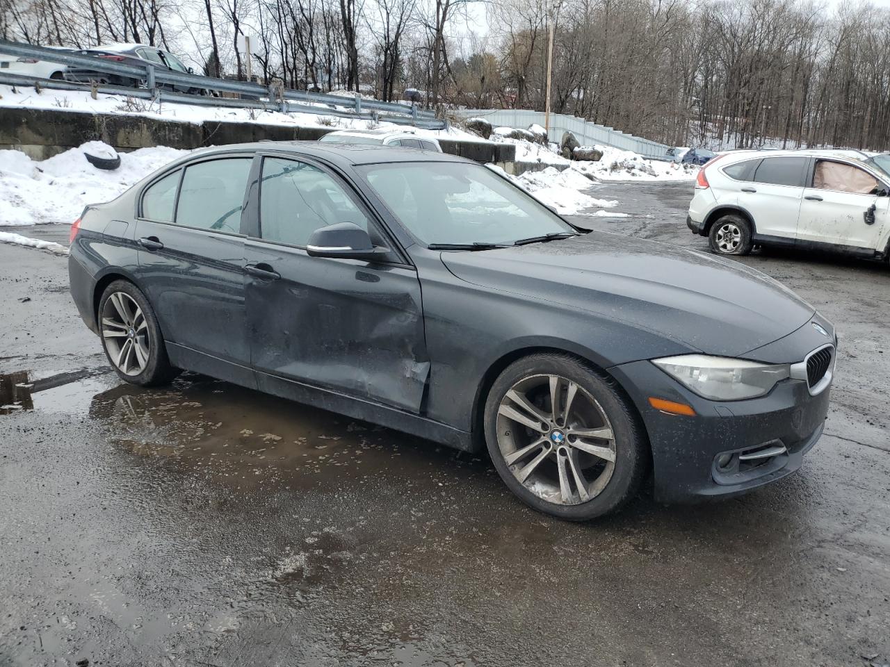 2012 BMW 3er VIN WBA3A5G56CNP17922 Copart auction photo, side / minor dent/scratches damage thumbnail 4