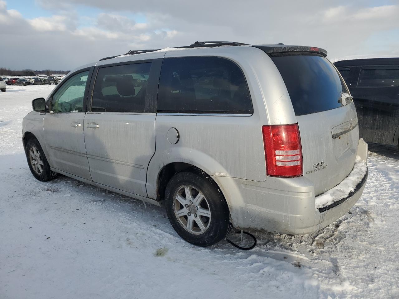 2009 Chrysler Town & Country VIN 2A8HR54119R626497 Copart auction photo, front end damage thumbnail 2