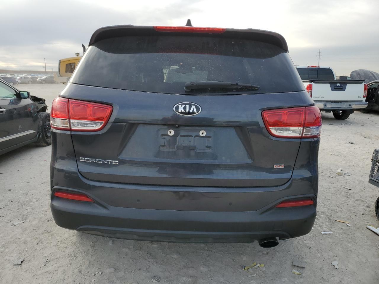 2017 KIA Sorento VIN 5XYPG4A32HG265888 Copart auction photo, front end damage thumbnail 6