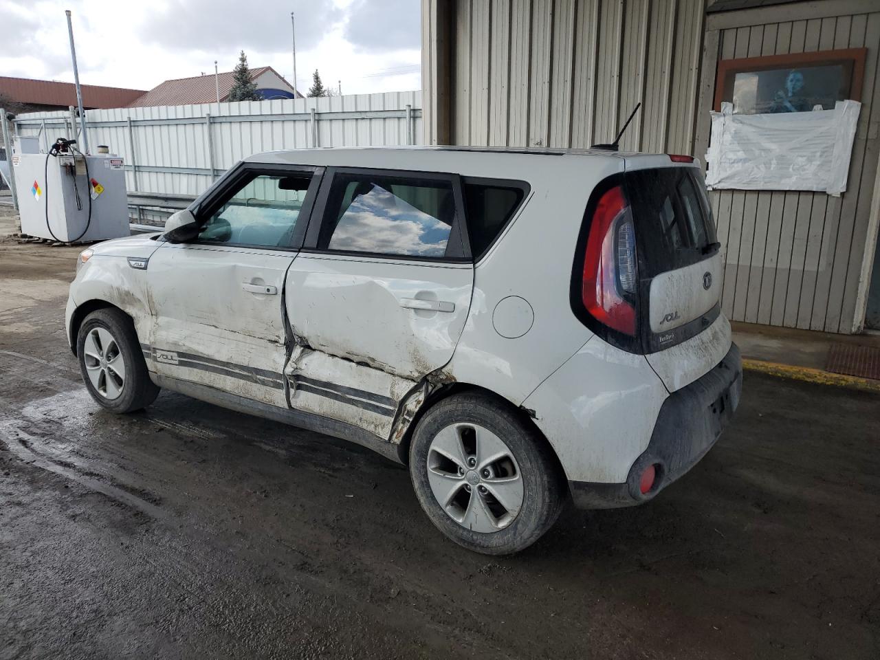 2016 KIA Soul VIN KNDJN2A21G7404007 Copart auction photo, side / undercarriage damage thumbnail 2