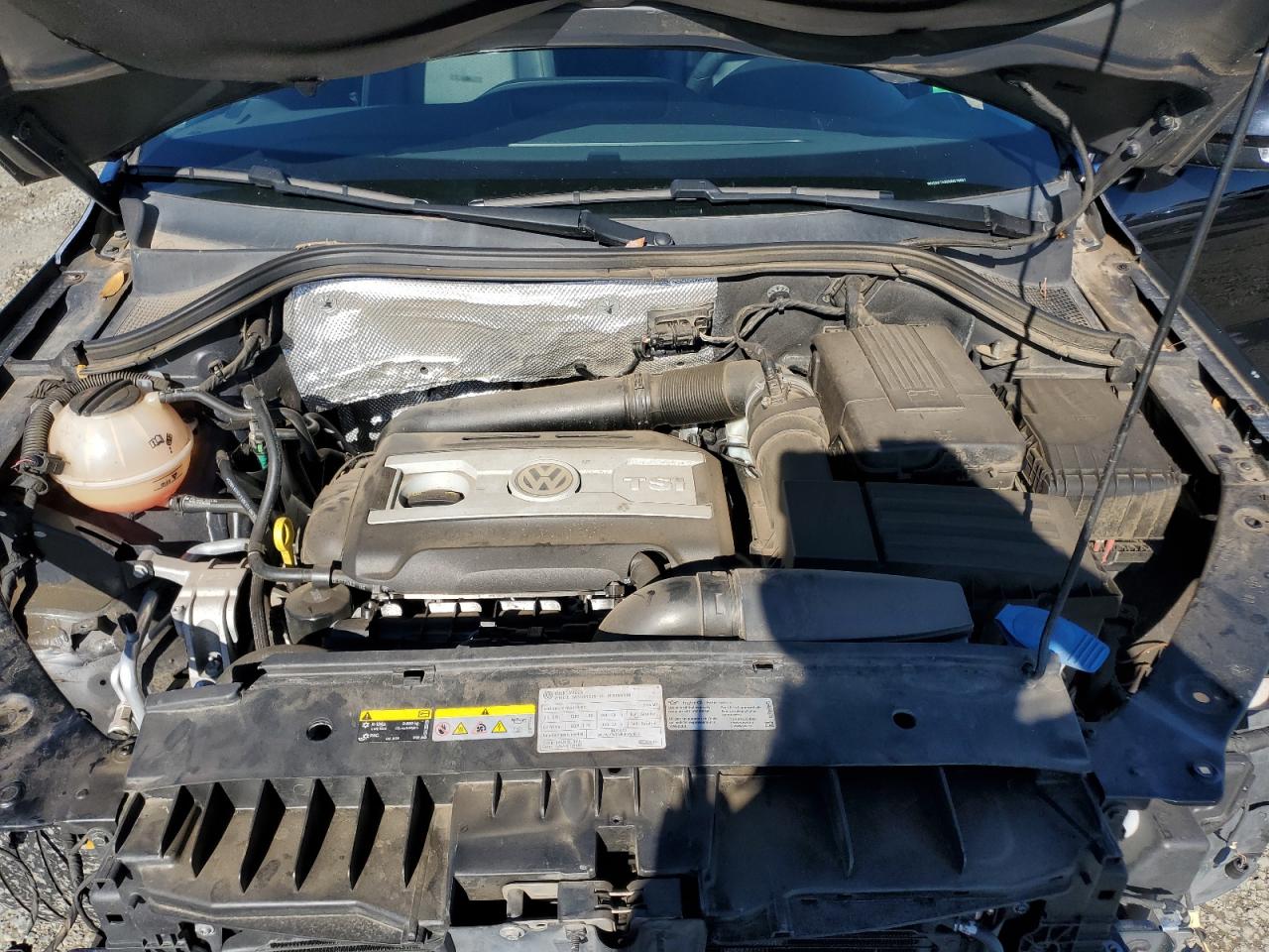2016 Volkswagen Tiguan VIN WVGAV7AX0GW579097 Copart auction photo, front end damage thumbnail 12