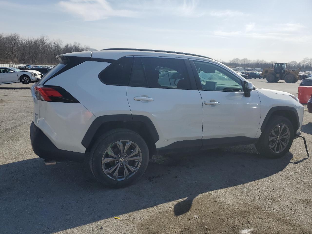 2022 Toyota RAV 4 VIN 4T3B6RFV5NU085922 Copart auction photo, undercarriage damage thumbnail 3