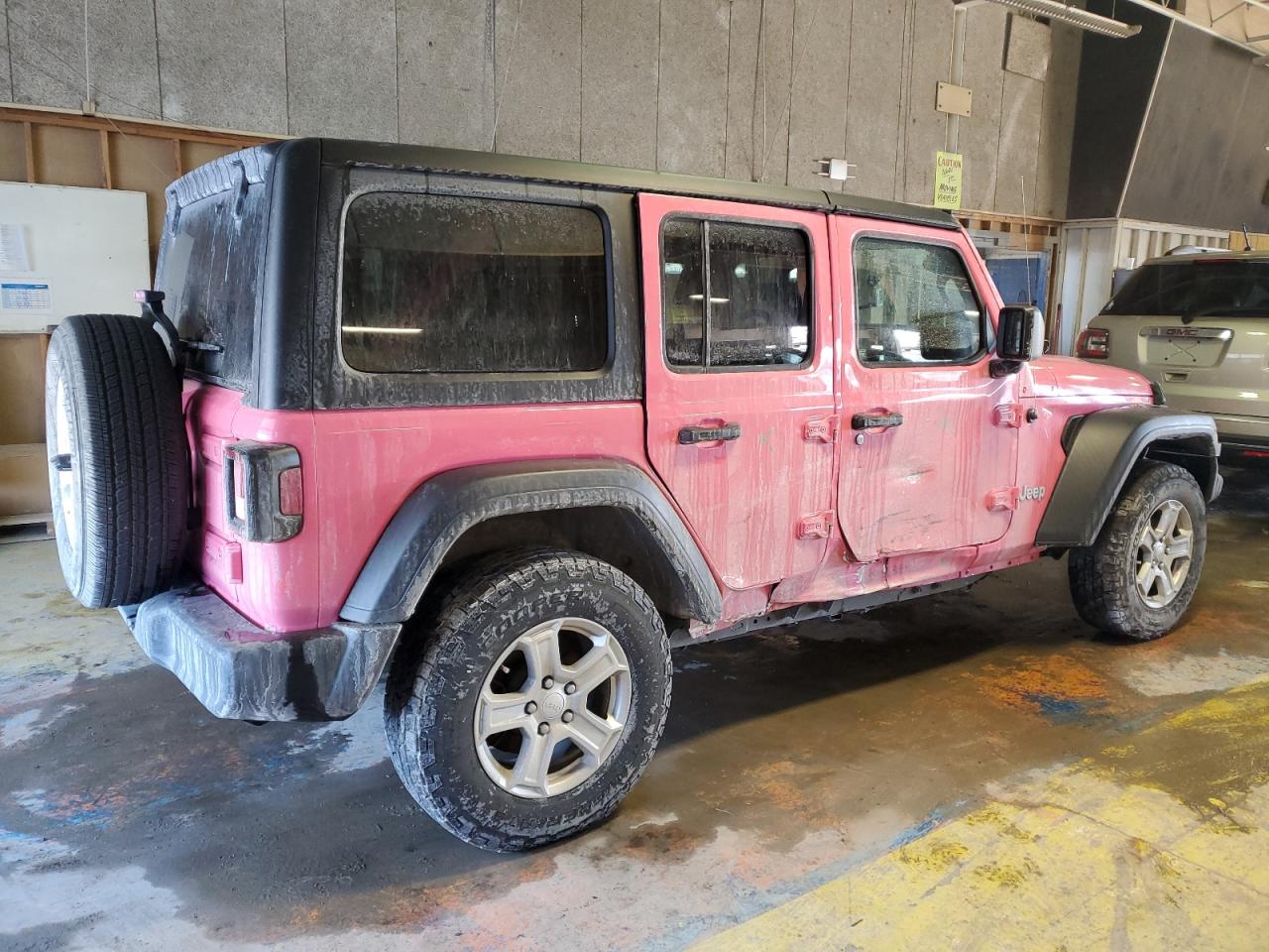 2019 Jeep Wrangler VIN 1C4HJXDG9KW508497 Copart auction photo, side / mechanical damage thumbnail 3