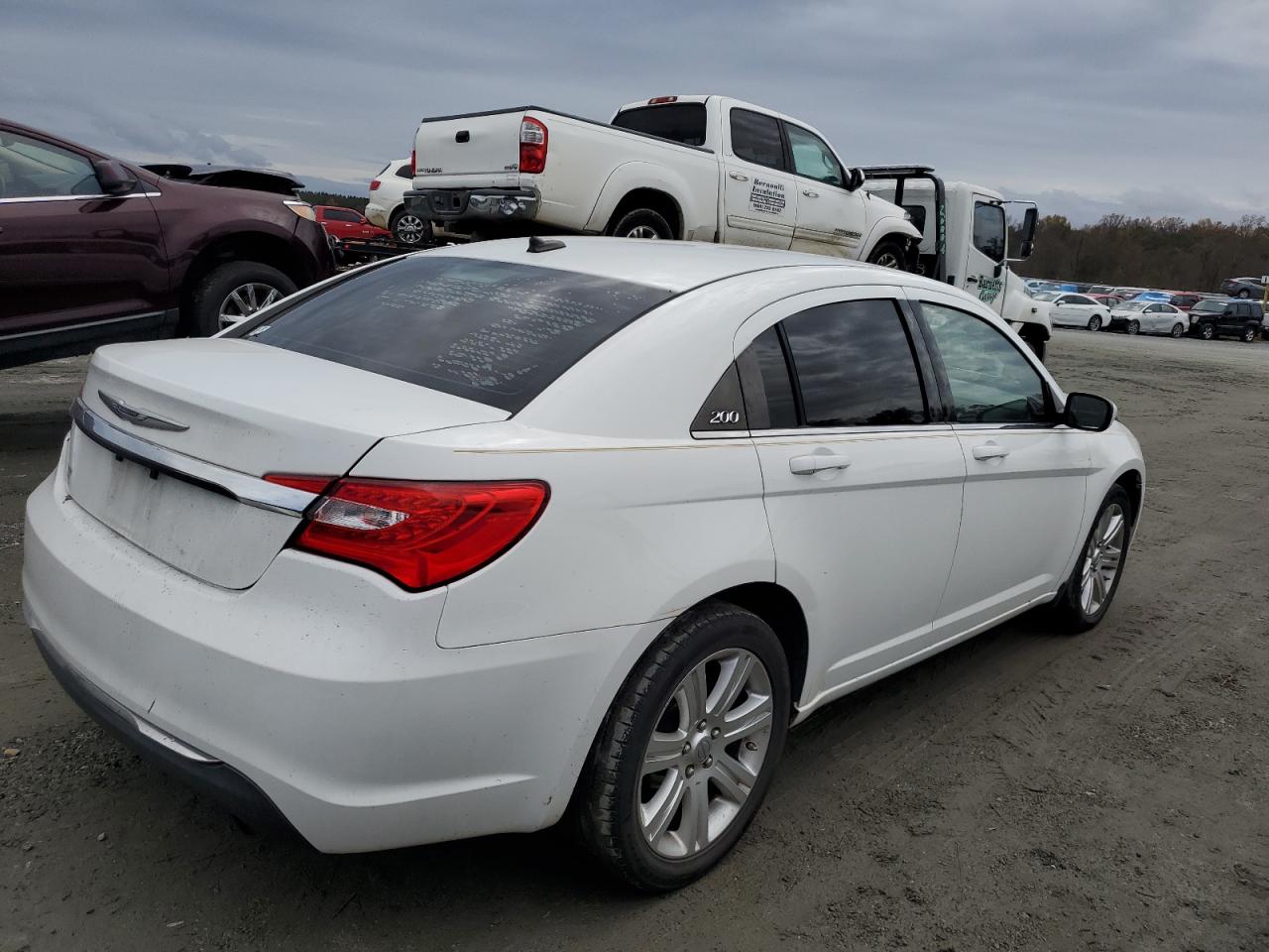 2013 Chrysler 200 VIN 1C3CCBBB5DN600122 Copart auction photo, front end damage thumbnail 4
