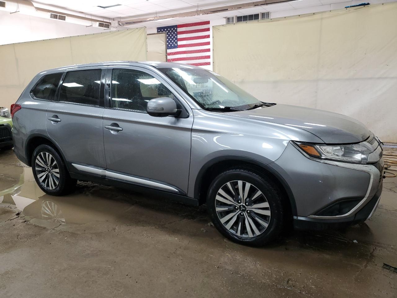 2019 Mitsubishi Outlander VIN JA4AD3A33KZ050211 Copart auction photo, front end / side damage thumbnail 4