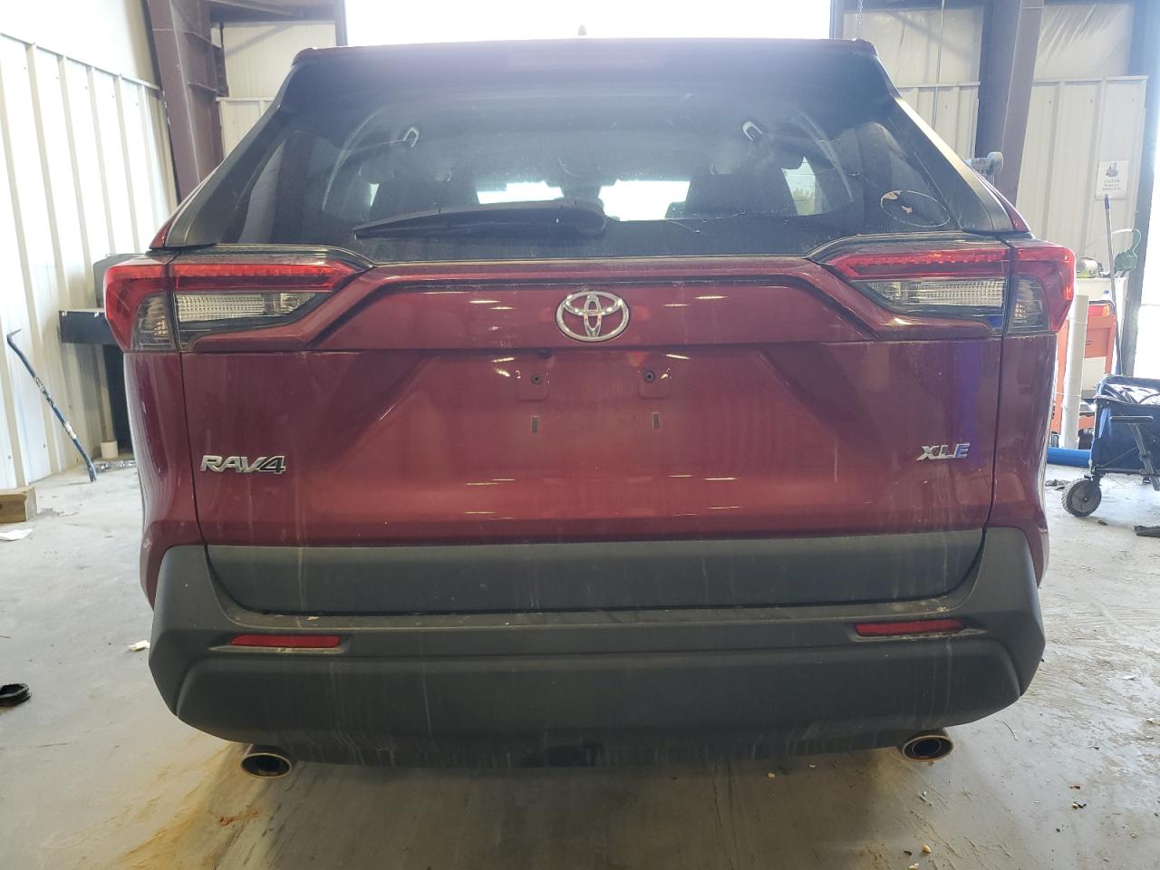 2021 Toyota RAV 4 VIN 2T3W1RFV2MW148280 Copart auction photo, front end / side damage thumbnail 6