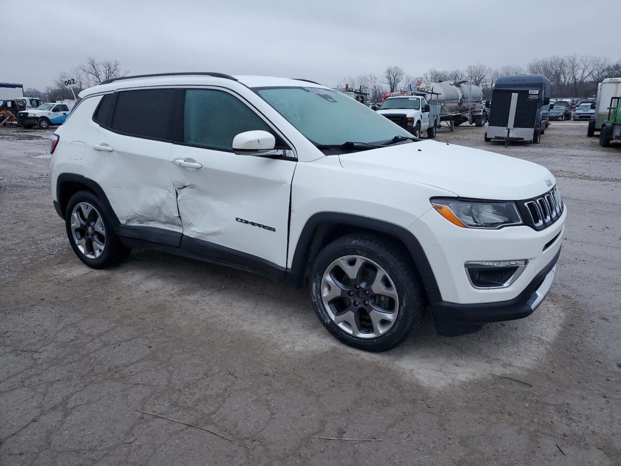 2021 Jeep Compass VIN 3C4NJCCB1MT511467 Copart auction photo, normal wear / side damage thumbnail 4