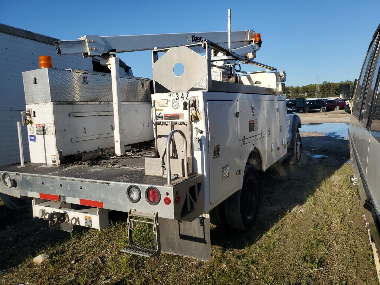 2012 Ford F450 VIN 1FDUF4GY7CEB87730 Copart auction photo, normal wear / minor dent/scratches damage thumbnail 3