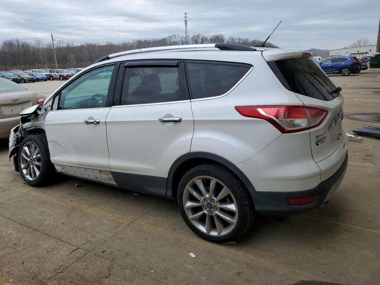 2016 Ford Escape VIN 1FMCU9GX8GUB93411 Copart auction photo, front end / side damage thumbnail 2