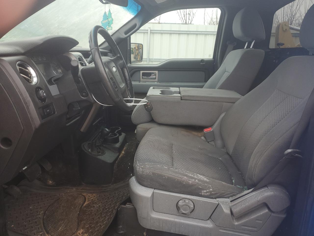2011 Ford F-150 VIN 1FTMF1EM1BFD05945 Copart auction photo, front end / side damage thumbnail 7