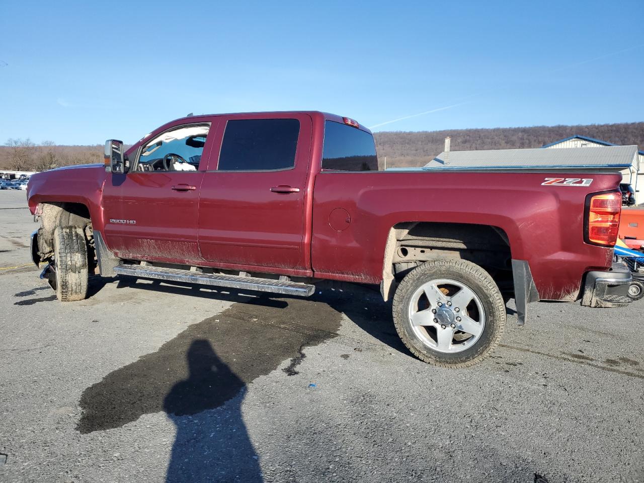 2015 Chevrolet Silverado VIN 1GC1KVEG6FF547975 Copart auction photo, front end / undercarriage damage thumbnail 2